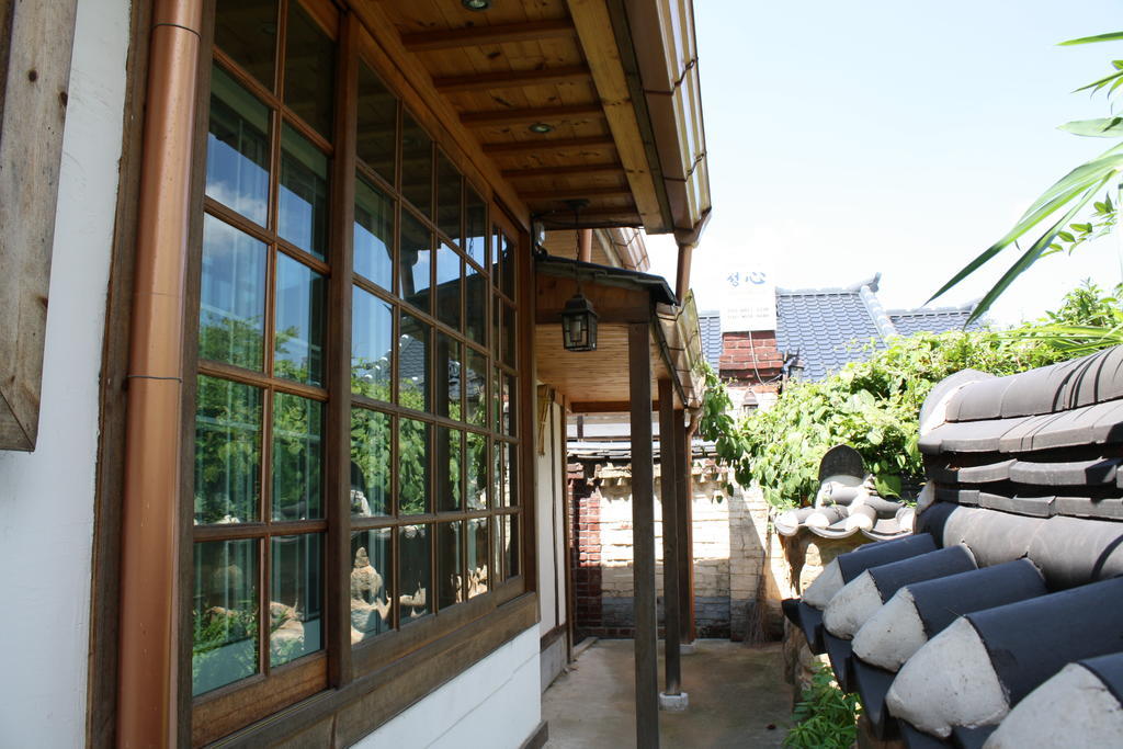 ホテル ドクマンゼ / 徳満斎 全州市 エクステリア 写真